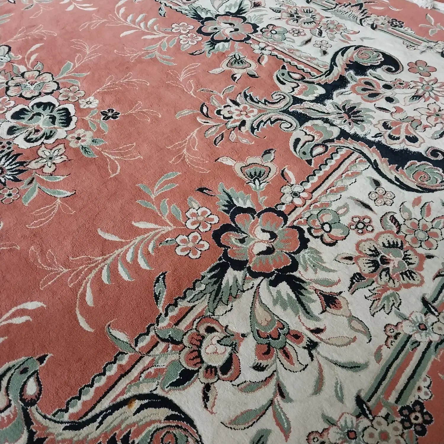 فرش گلبهی|فرش|بافق, |دیوار