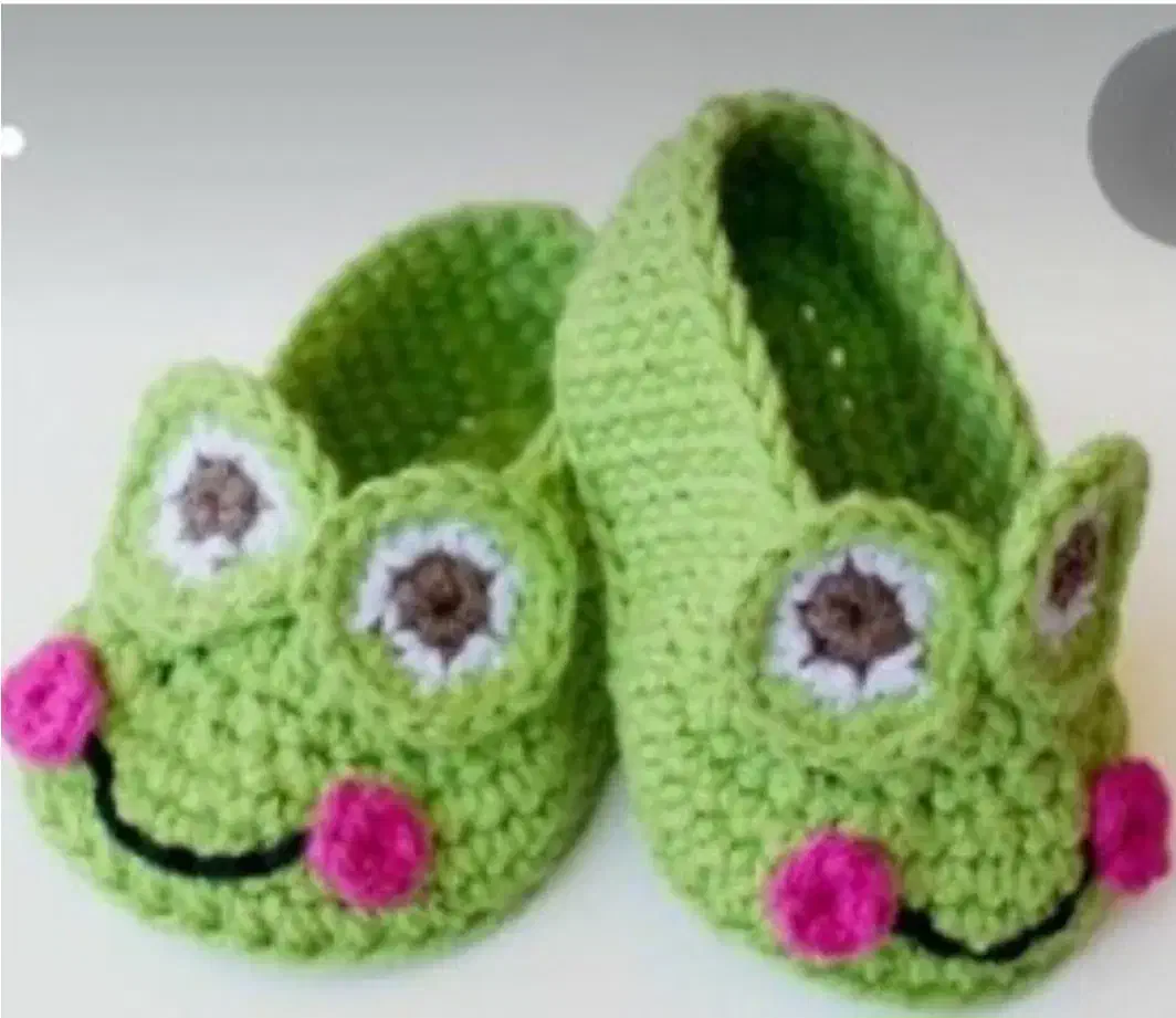 برای هوای سرد|کفش و لباس بچه|بروجن, |دیوار