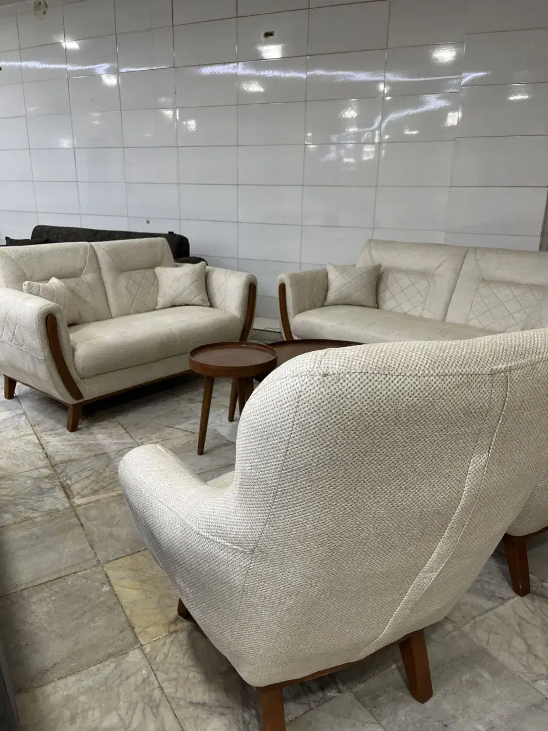 مبل نیو چستر با تخفیفات ویژه|مبلمان خانگی و میز عسلی|اصفهان, مارچین|دیوار