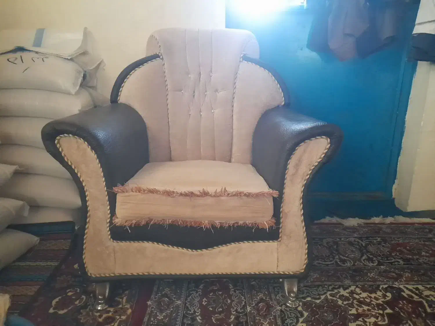 مبل هفت نفره|مبلمان خانگی و میز عسلی|ماکلوان, |دیوار