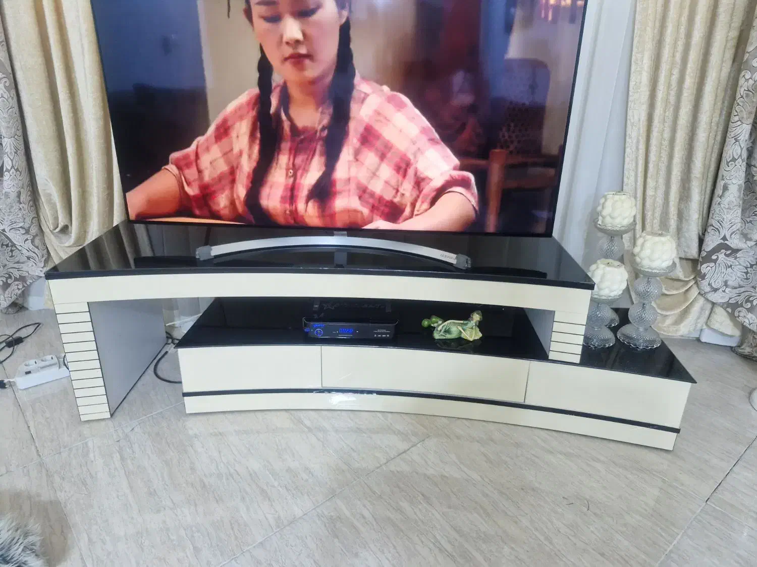 فرش۱۲ متری ،دو عددکناره چهار متری ومیز تلویزیون|فرش|بندرعباس, |دیوار