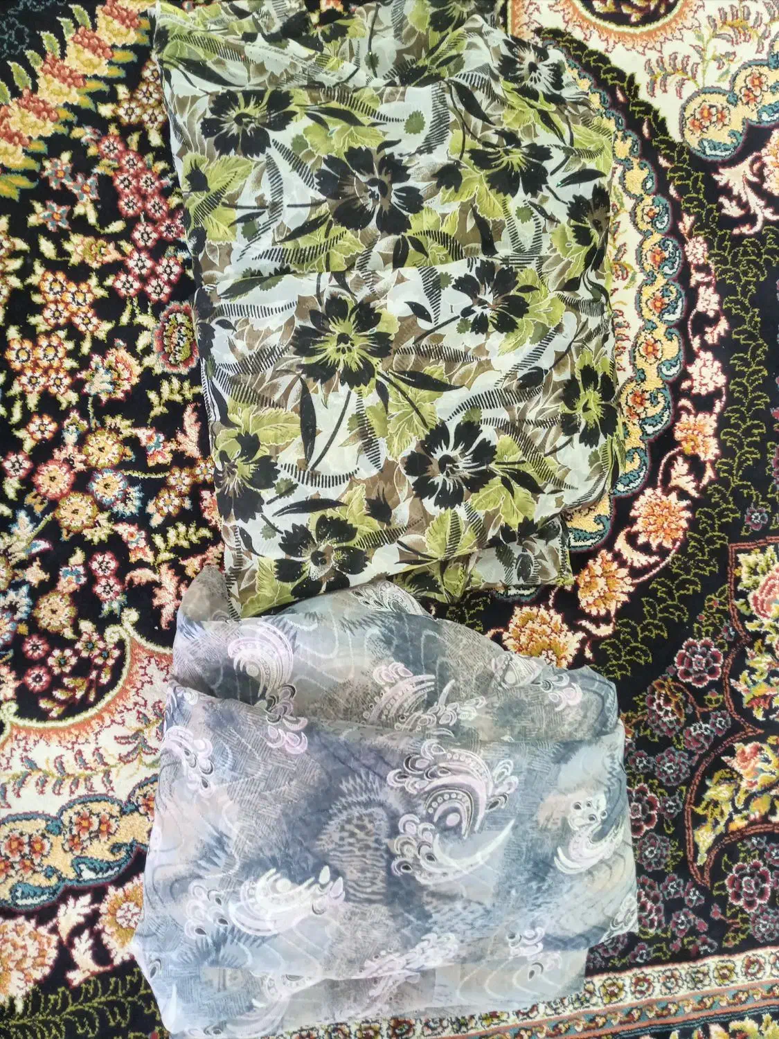 دوعدد چادر رنگی تمیز وسالم|لباس|آزادشهر, |دیوار