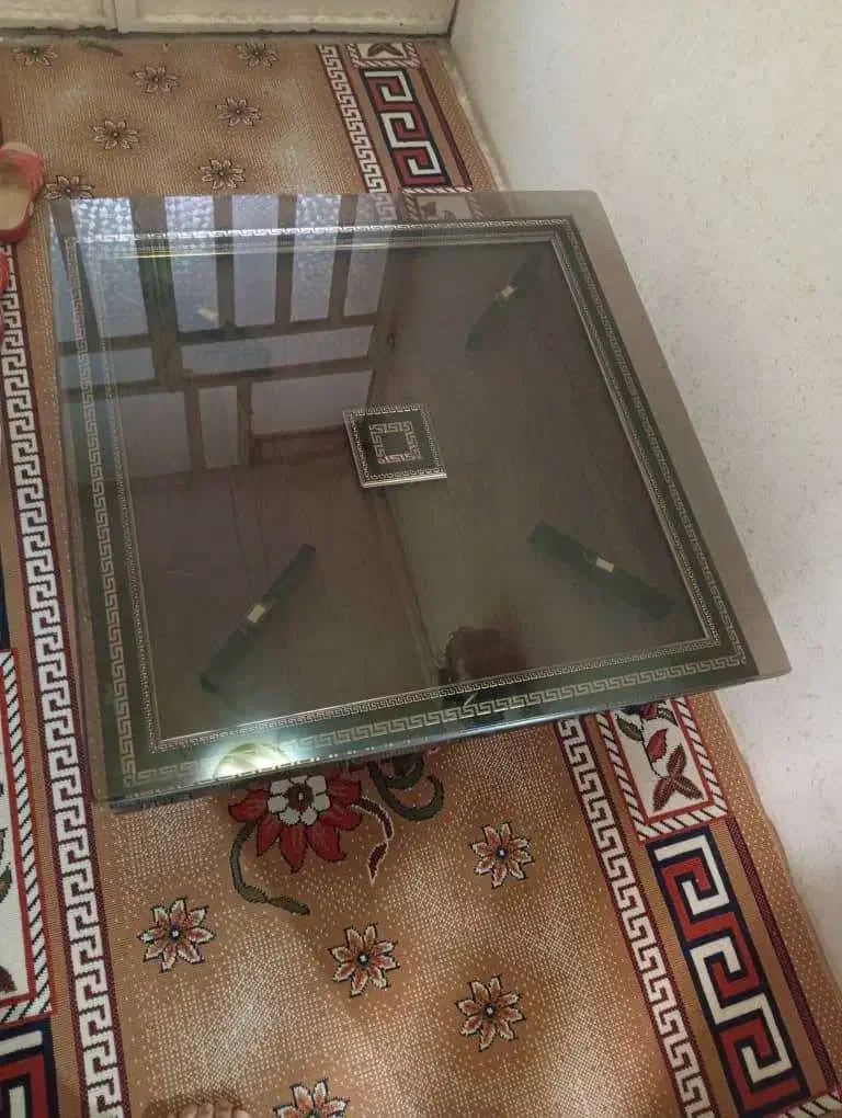 1 عدد میز وسط|مبلمان خانگی و میز عسلی|دلیجان, |دیوار