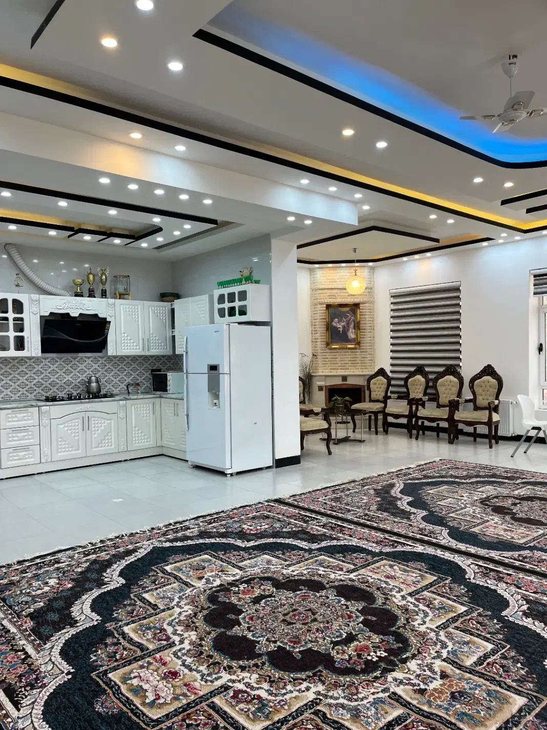 ویلا باغ لوکس داخل شهر|اجارهٔ کوتاه‌مدت ویلا و باغ|یزد, |دیوار