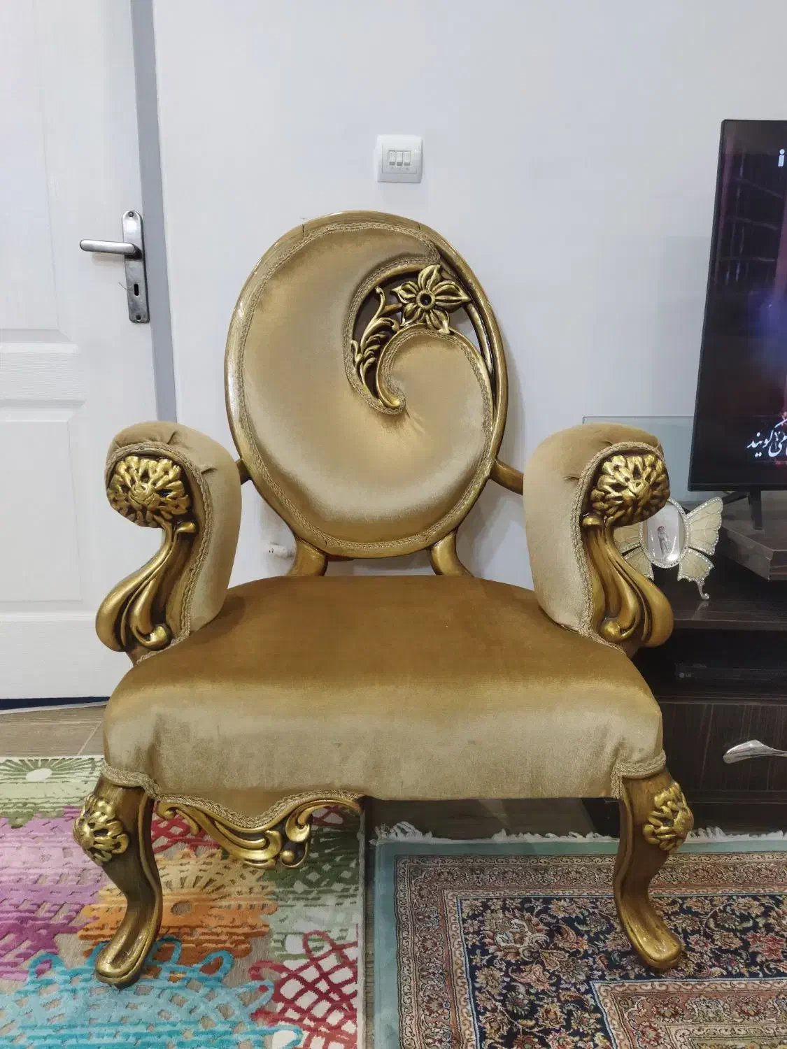 مبل تکی|مبلمان خانگی و میز عسلی|محمدشهر, محمدشهر|دیوار