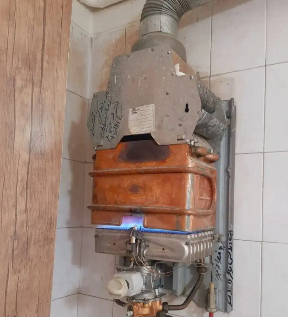 سرویس وتعمیرات تخصصی آبگرمکن ،پکیج، رادیاتور|خدمات پیشه و مهارت|قدس, شهرقدس|دیوار