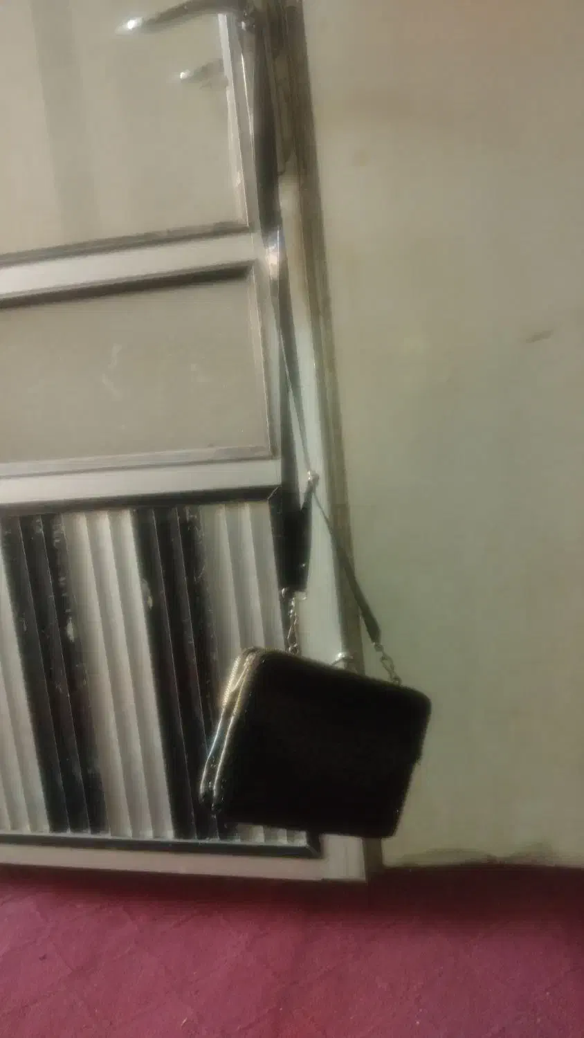 کیف|کیف، کفش، کمربند|میاندوآب, |دیوار