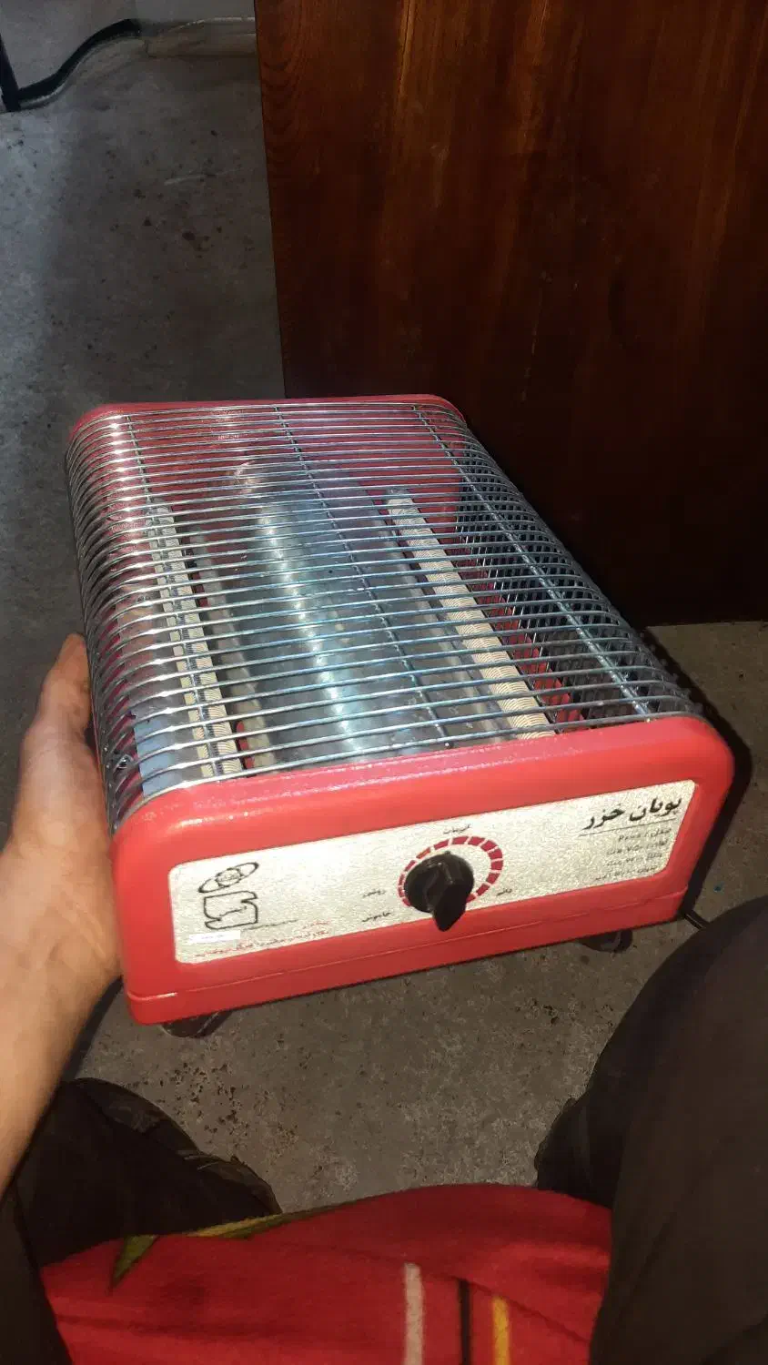 کرسی برقی پویان خزر مدل ۲۰۰۰|بخاری، هیتر، شومینه|رشت, بیجارپس|دیوار