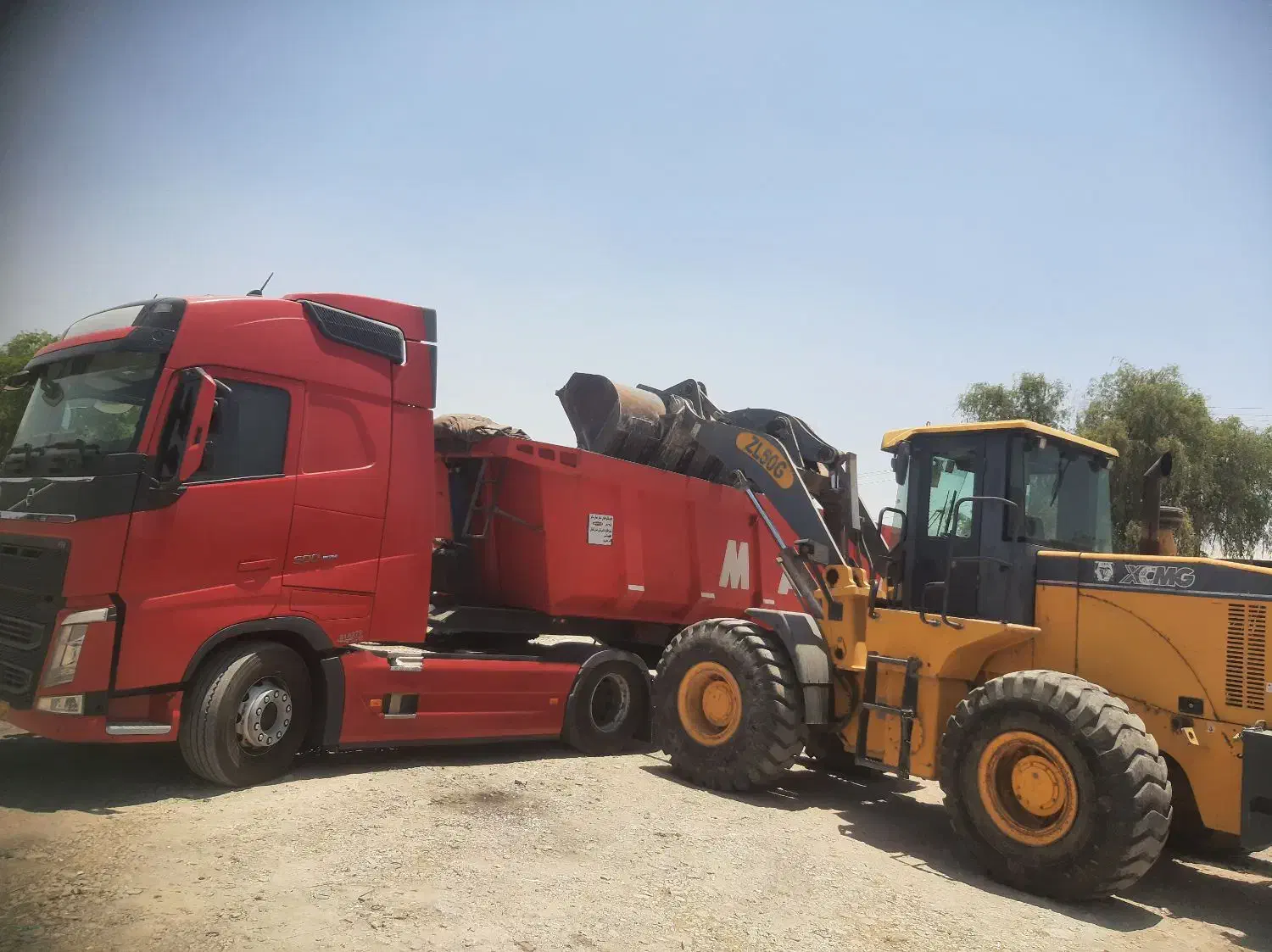 فروش لودر ایکس سی ام جی|خودرو سنگین|فین, |دیوار