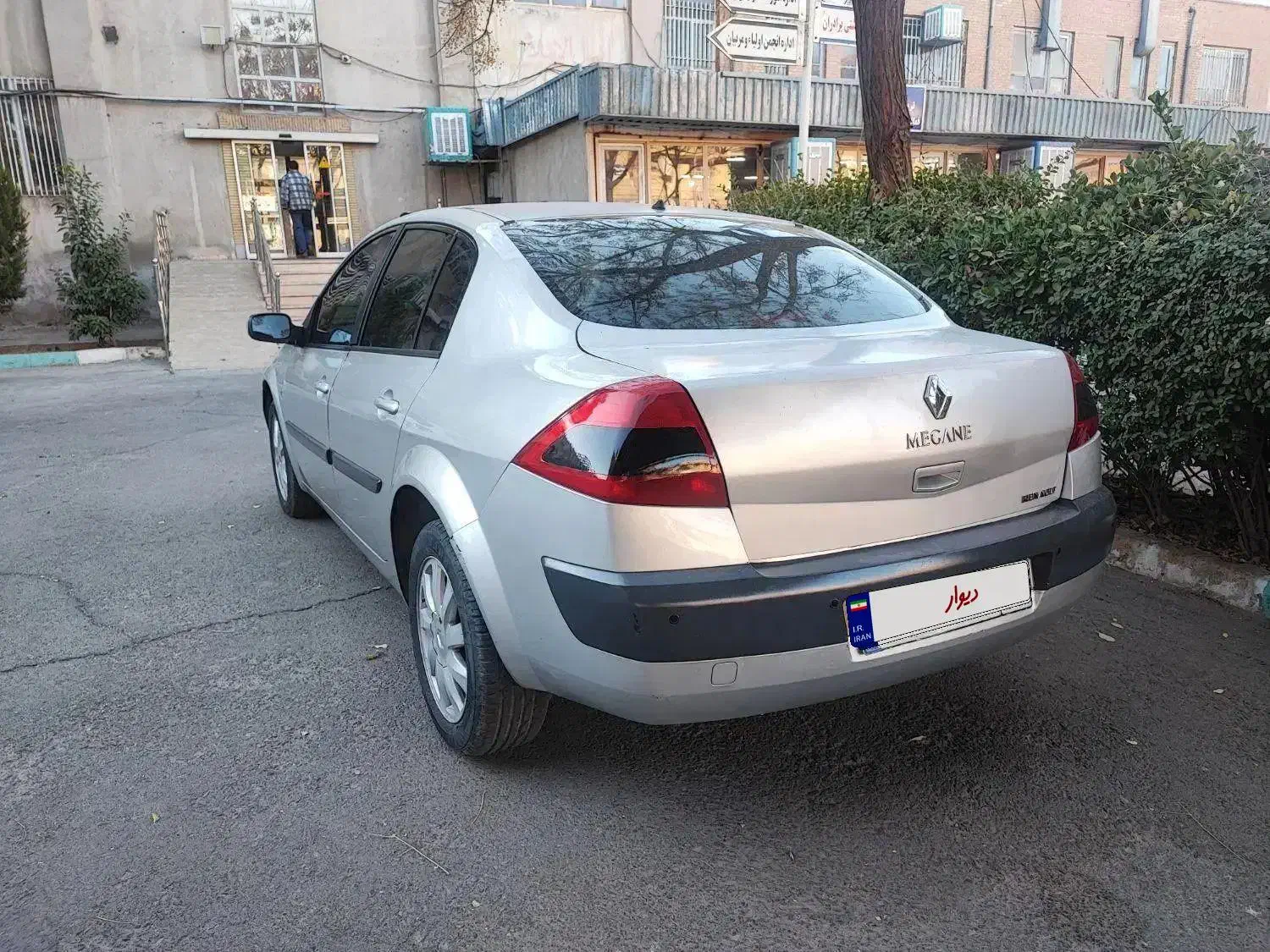 مگان 1600 مدل 2010|خودرو سواری و وانت|کرمان, |دیوار