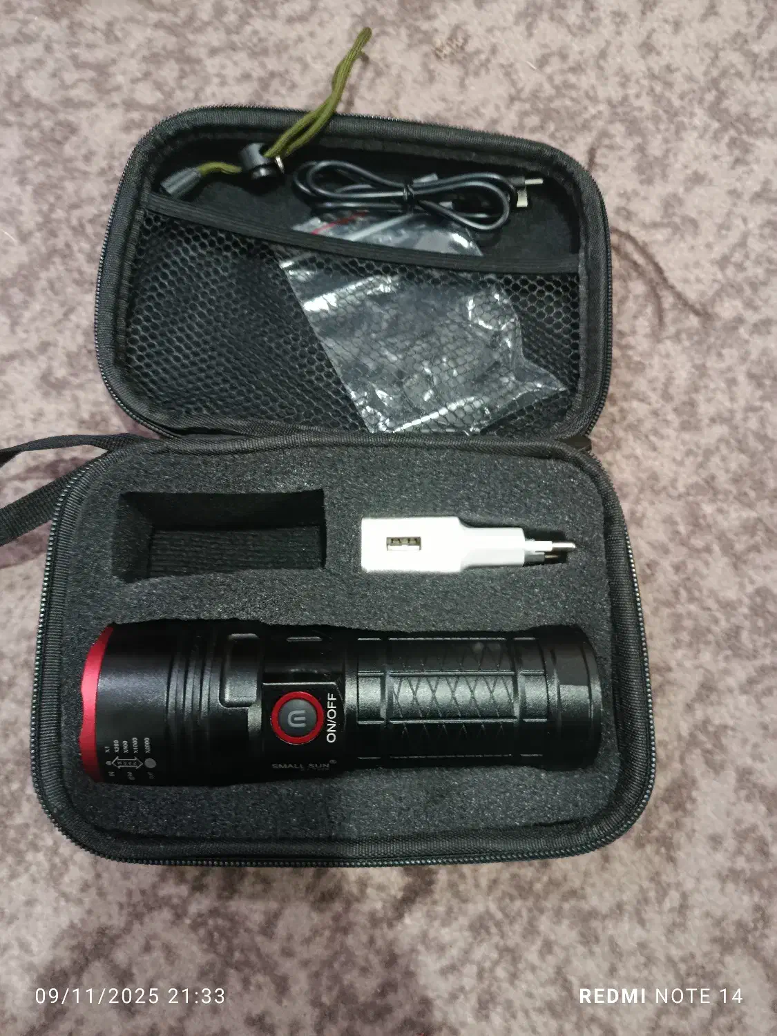 چراغ قوه اسمال سان پلیسی|کوهنوردی و کمپینگ|لردگان, |دیوار