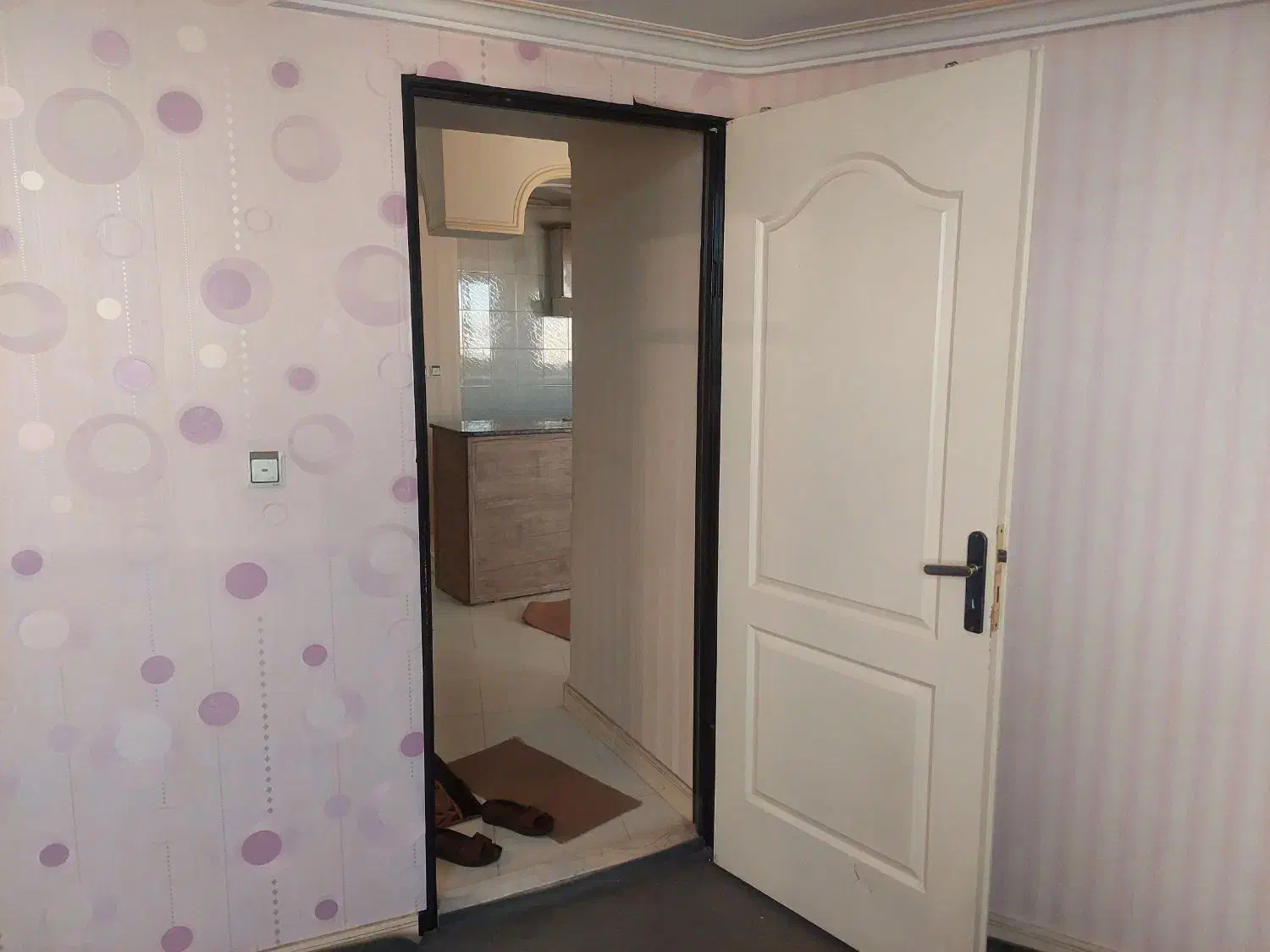 اجاره آپارتمان شیک ۸۷متری دوخوابه|اجارهٔ آپارتمان|قم, میرزائیه|دیوار