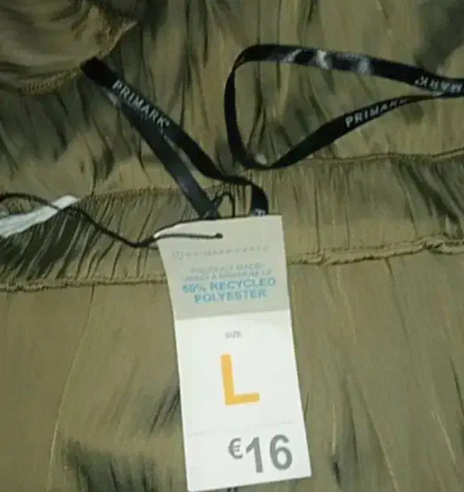 حراج واقعی لباسهای مجلسی زنانه ۴۰۰|لباس|شاهین‌شهر, شهرک هشت بهشت|دیوار