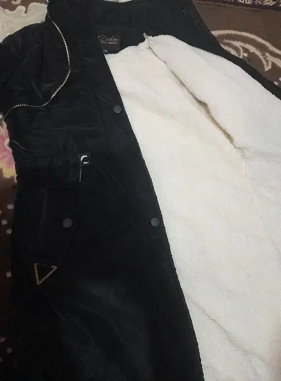 پالتو|لباس|کرمان, |دیوار