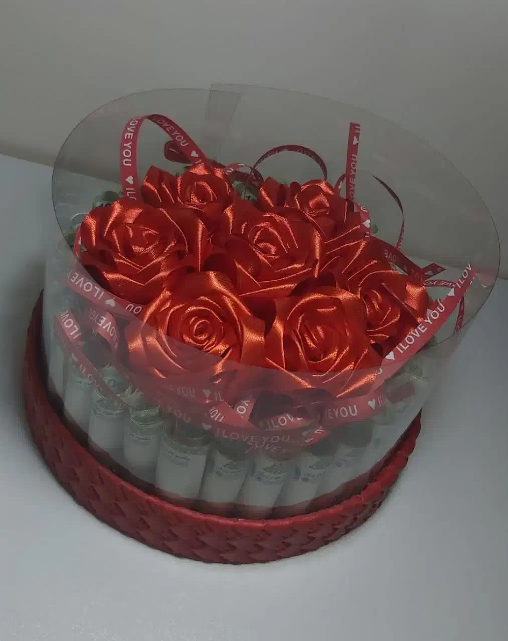 گل روبانی هدیه روز مادر|گل مصنوعی|کاشان, پا نخل|دیوار