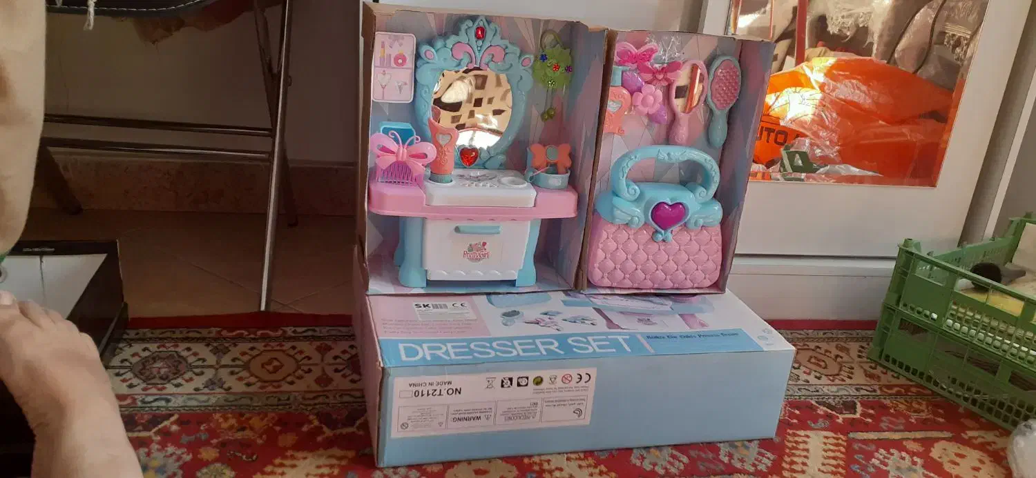 میز آرایش دخترونه نو با جعبه|اسباب‌‌بازی|تهران, دانشگاه شریف|دیوار