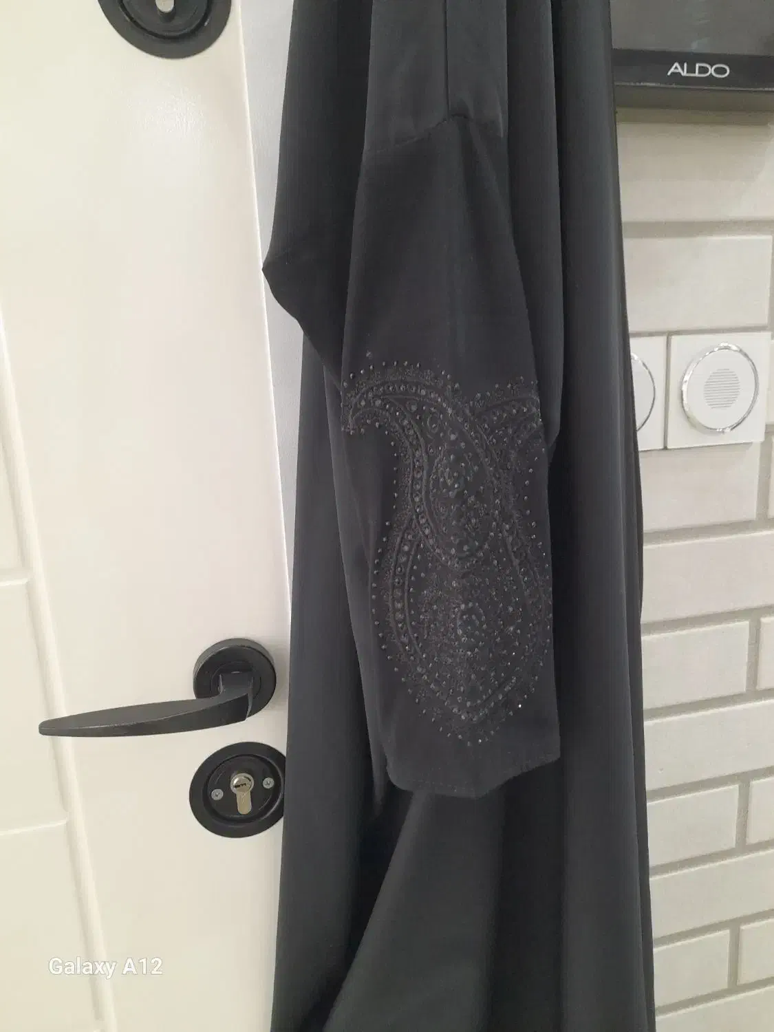 چادر مشکی|لباس|همدان, |دیوار