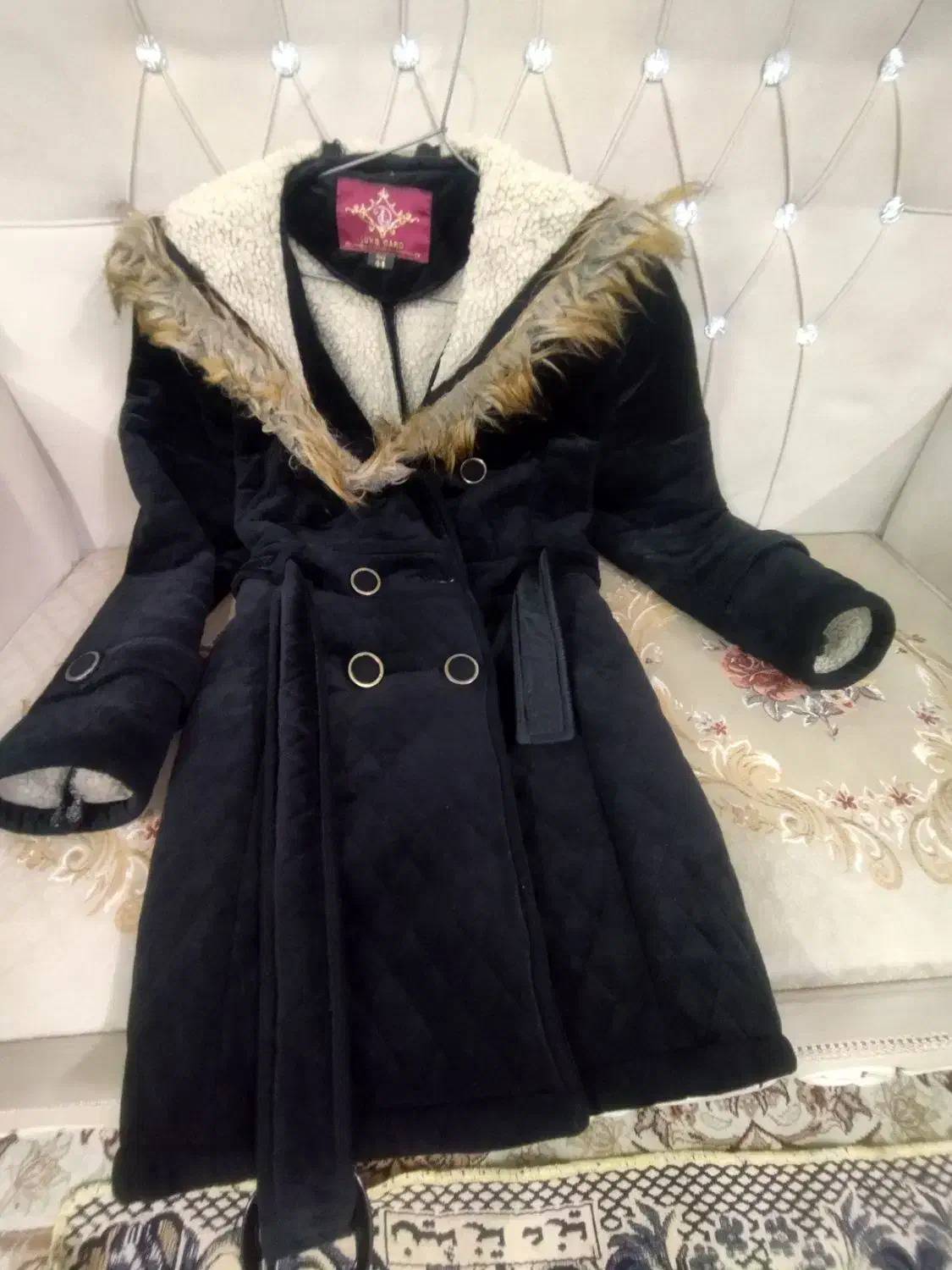 کیف نونو فقط ۴۵۰ پالتو وشومیز نو|لباس|مشهد, هنرور|دیوار