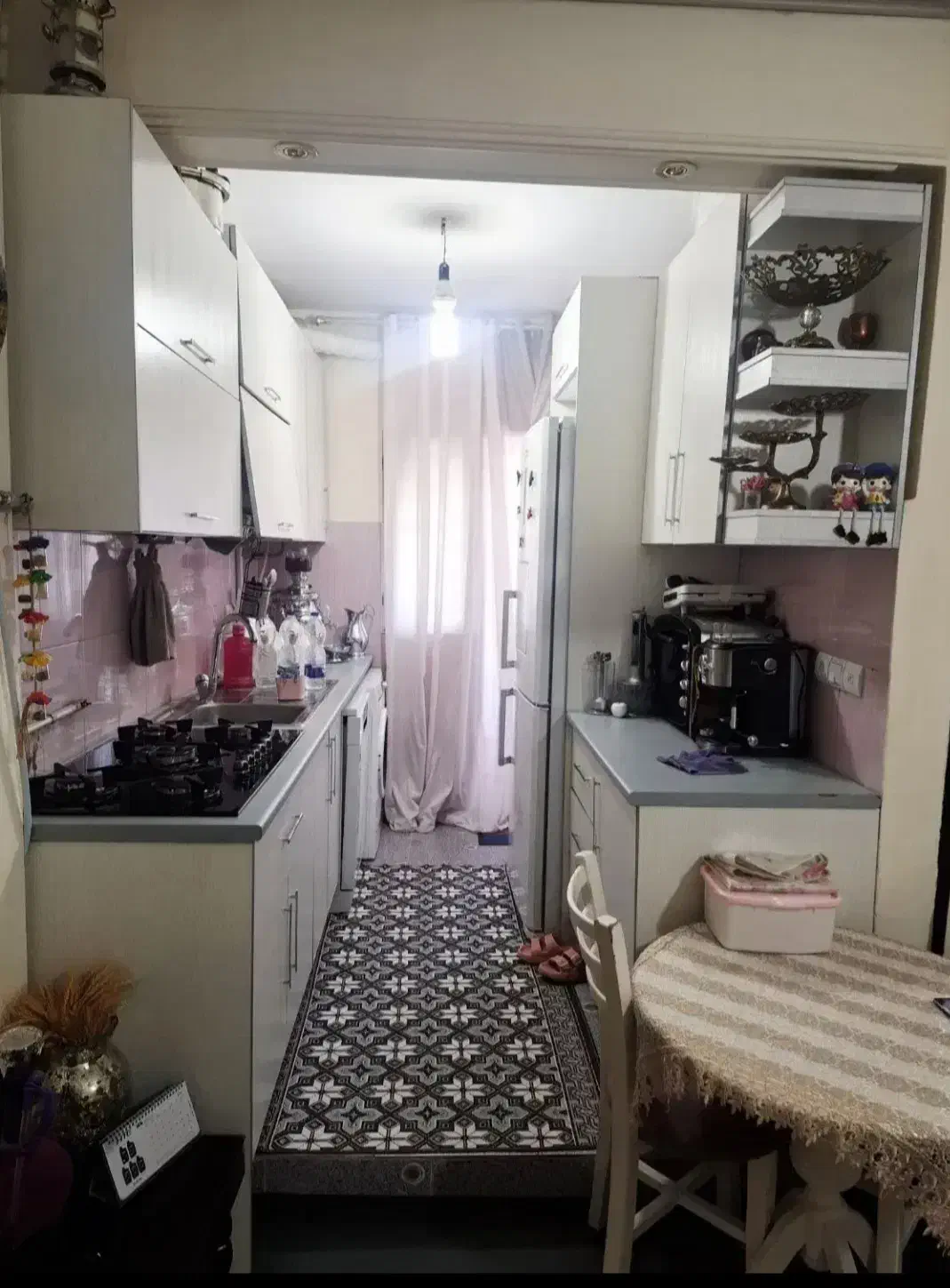 آپارتمان قولنامه ای بسیار تمیز گلستان میلان ۱۲|فروش آپارتمان|گلستان (تهران), |دیوار