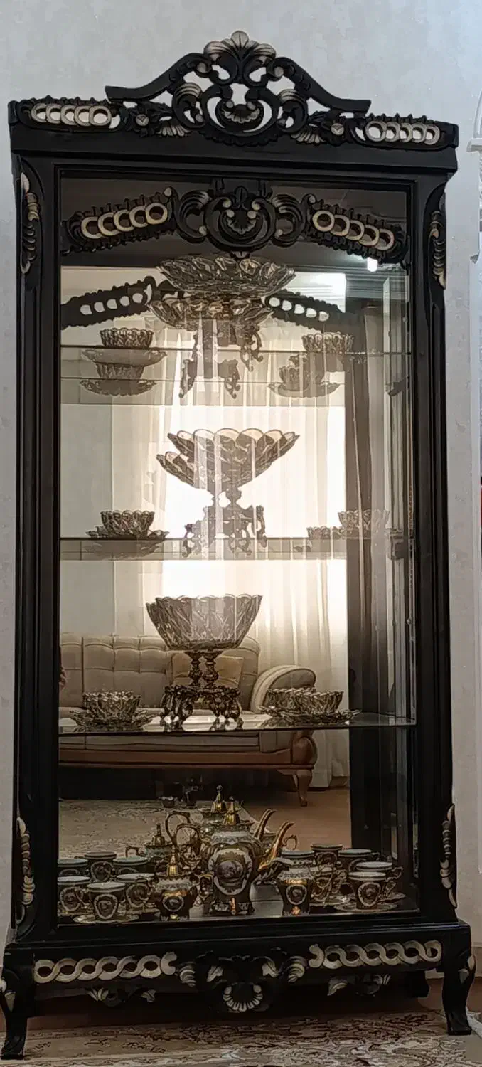 ویترین چوبی سالم|بوفه، ویترین، کنسول|اردبیل, |دیوار