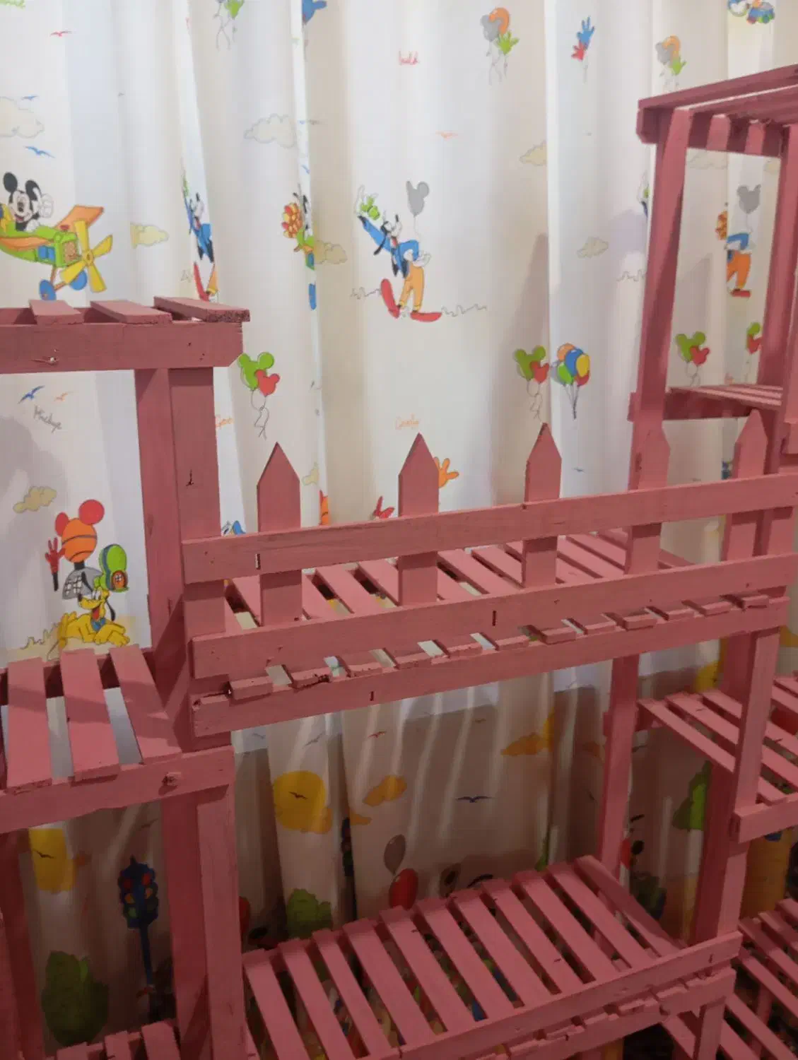 پایه گل زیبا|گل و گیاه طبیعی|طرقبه, |دیوار