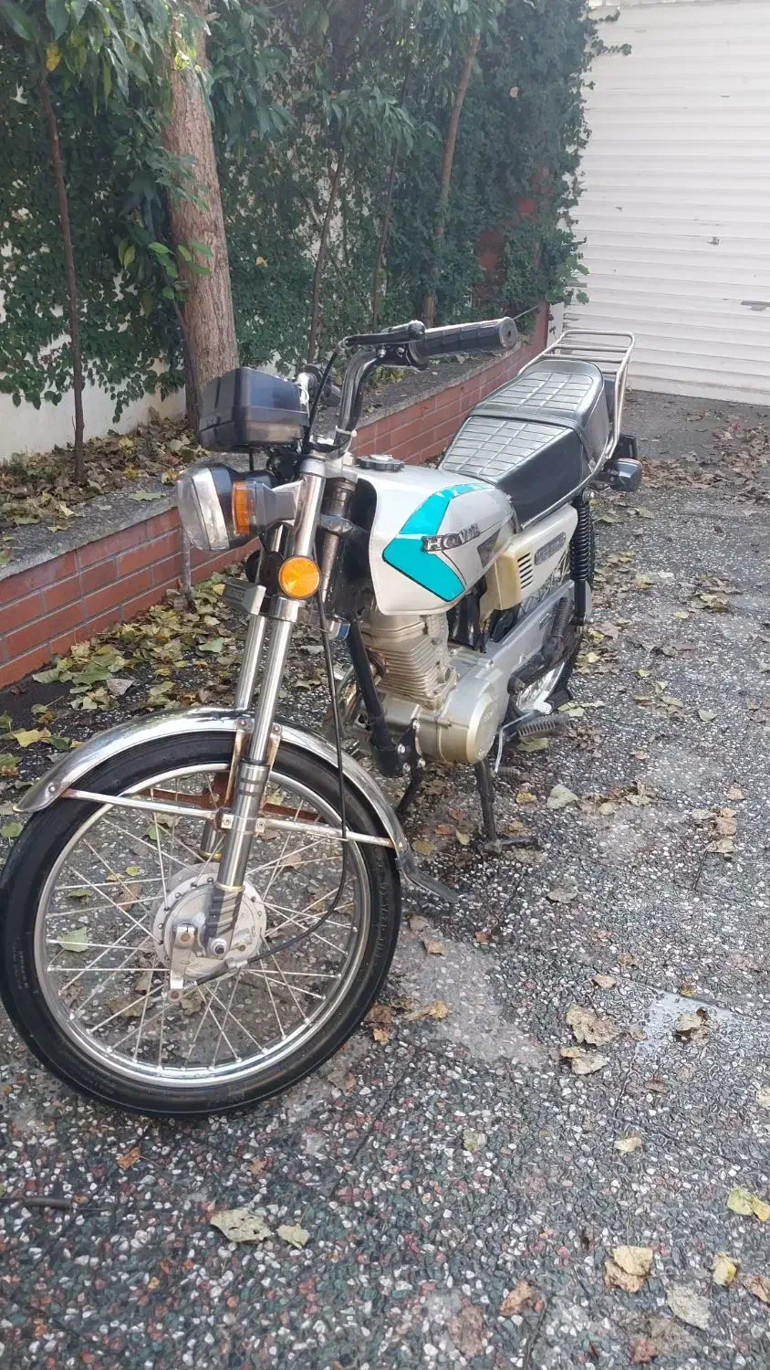 موتور هندا ۱۲۵ مدارک کامل پلاک درحد|موتورسیکلت|ایزدشهر, |دیوار