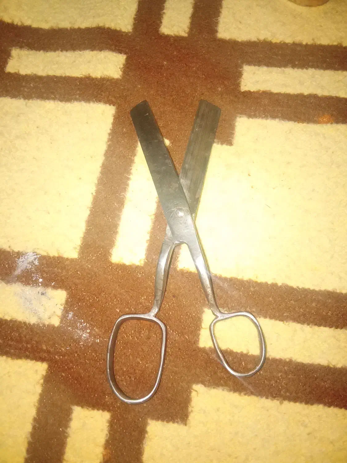 قیچی قالی بافی قدیمی|کلکسیون اشیاء عتیقه|خانمیرزا, |دیوار