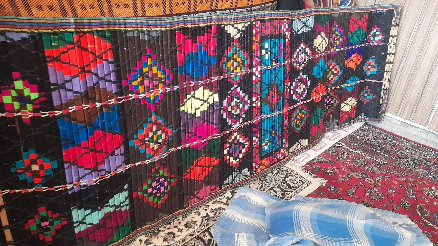 چیت|گلیم، جاجیم، گبه|ایلام, |دیوار