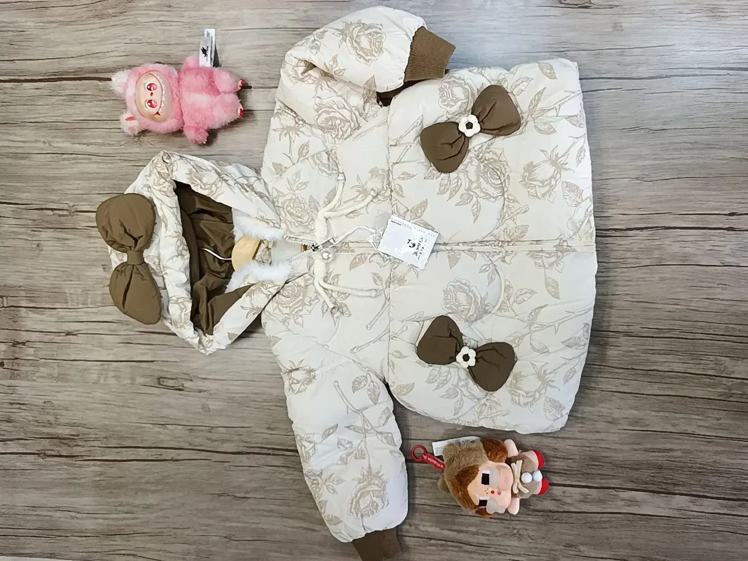 انواع لباس بچگانه.برند خارجی.فروشگاه بیبی لند|کفش و لباس بچه|همدان, |دیوار