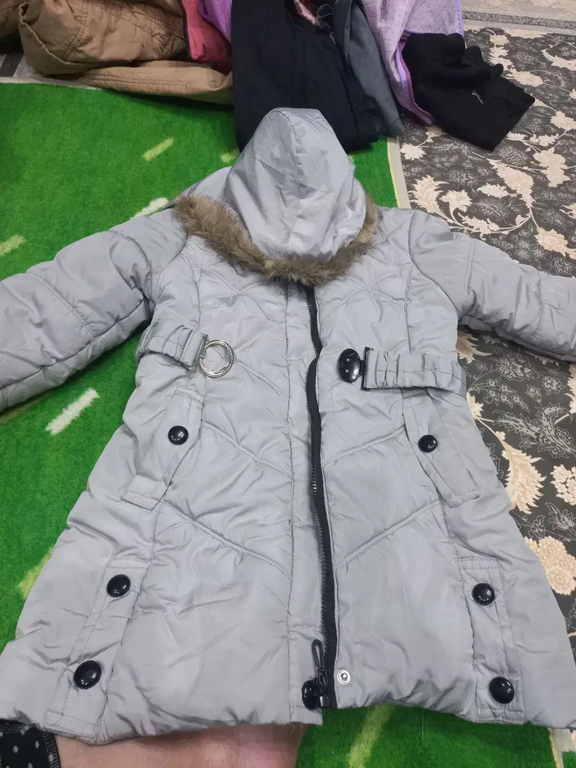 ۳ عدد کاپشن دخترانه در حد نو|لباس|ری, شهید غیوری (ابن باویه)|دیوار