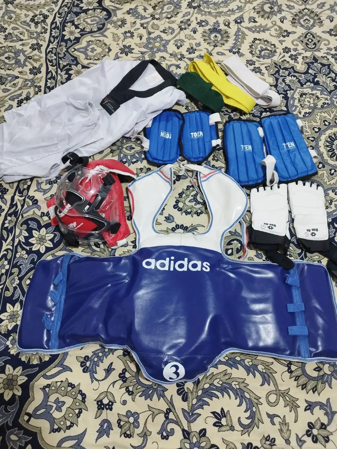 ست تکواندو کامل تخفیف پای معامله|تجهیزات ورزشی|رشت, دیانتی|دیوار