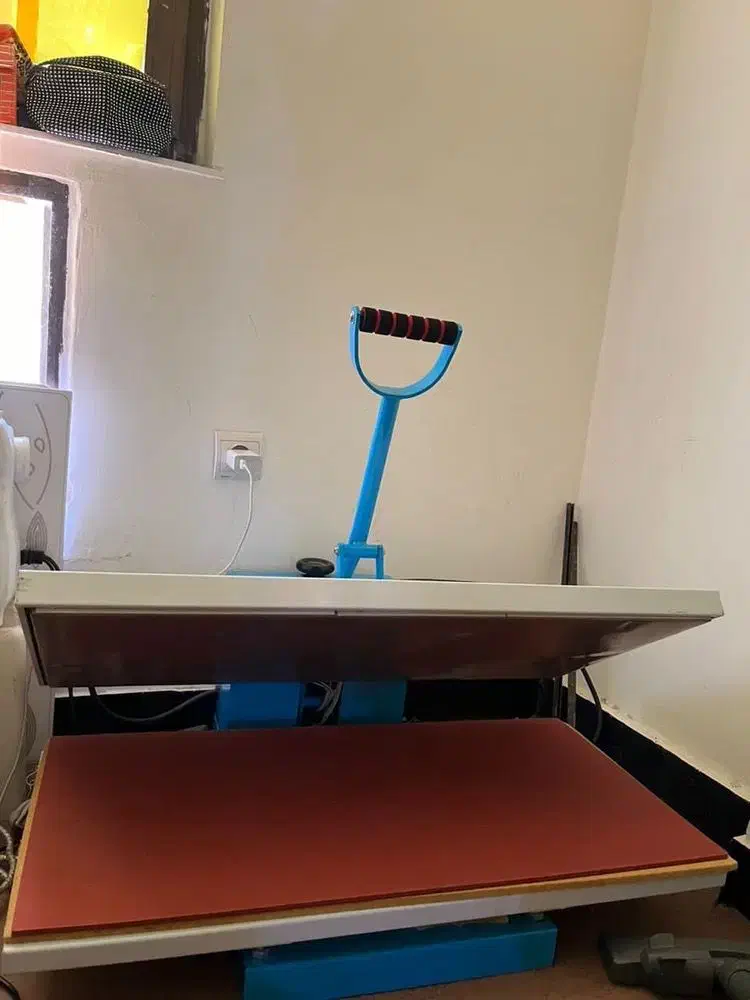 دستگاه پرس نگین سایز 40/80|چرخ خیاطی و ریسندگی|بندرعباس, |دیوار