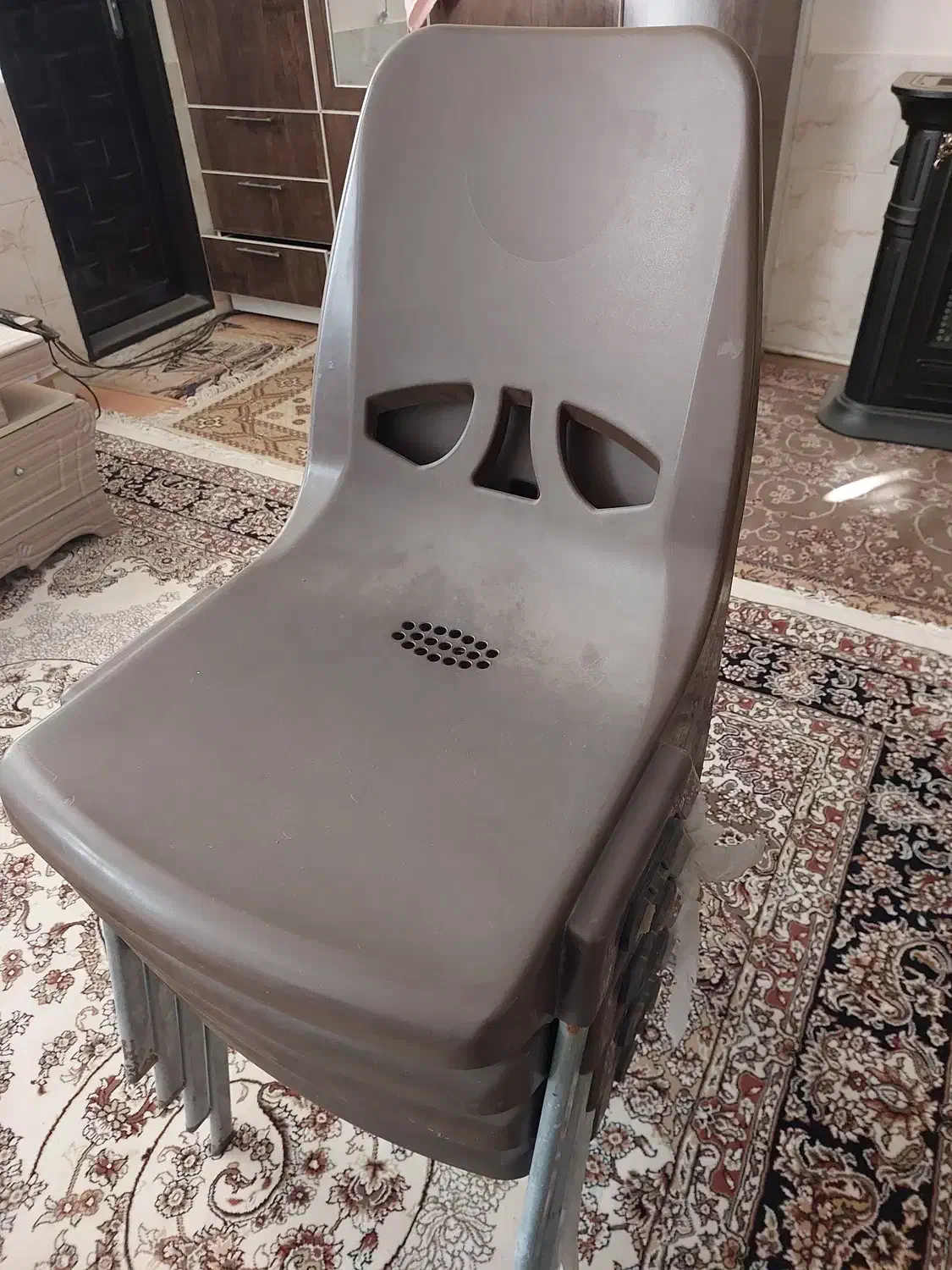 صندلی انتظار مدل اذرخش|صندلی و نیمکت|بردسکن, |دیوار