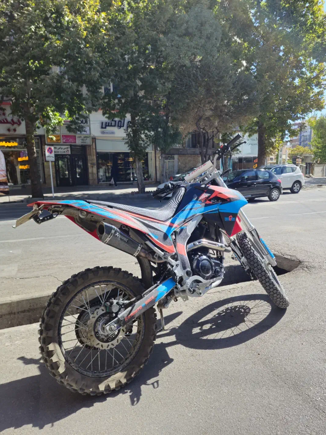 موتور تریل دلتا ۱۴۰۲|موتورسیکلت|بروجرد, |دیوار