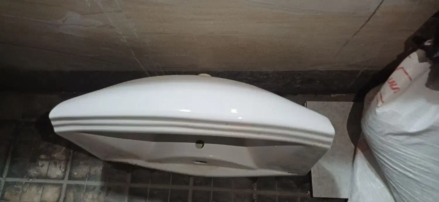 روشویی|لوازم سرویس بهداشتی|ساوه, |دیوار