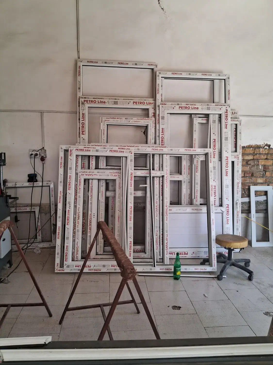 درب و پنجره|مصالح و تجهیزات ساختمان|ساوه, |دیوار