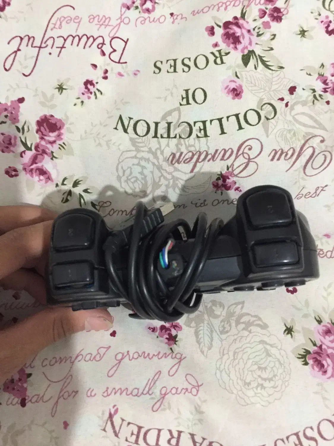 دسته بازی|اسباببازی|رباطکریم, رباطکریم|دیوار