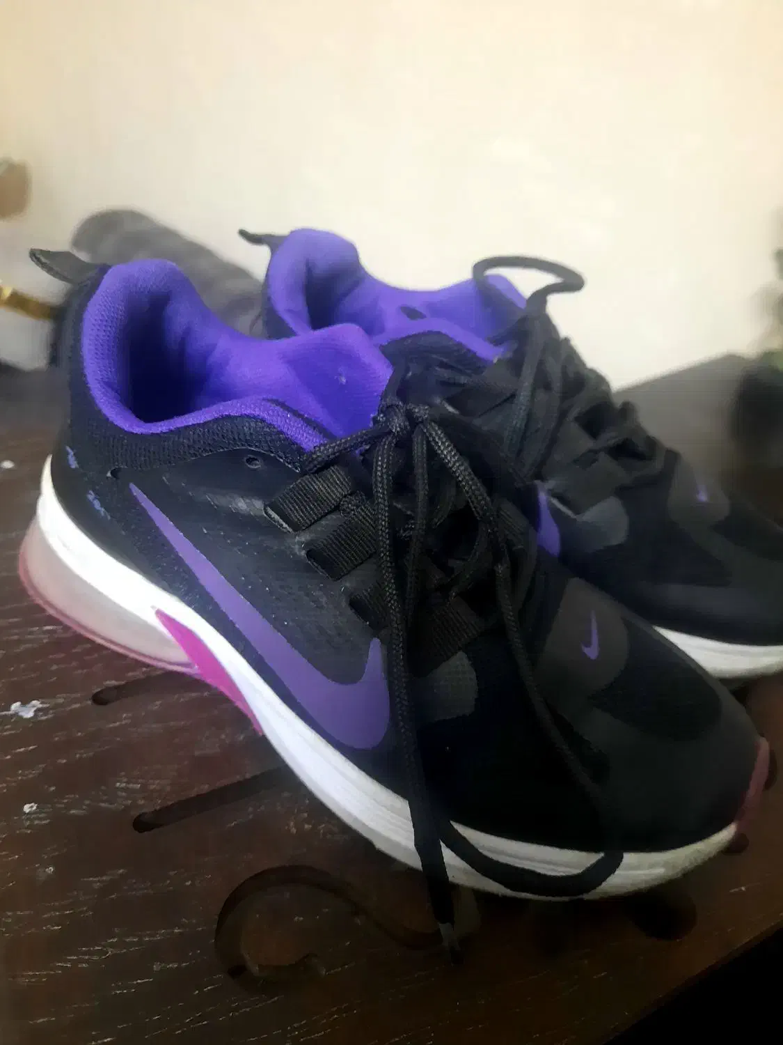 کتانی نایک|کیف، کفش، کمربند|قم, بلوار امین و ساحلی|دیوار