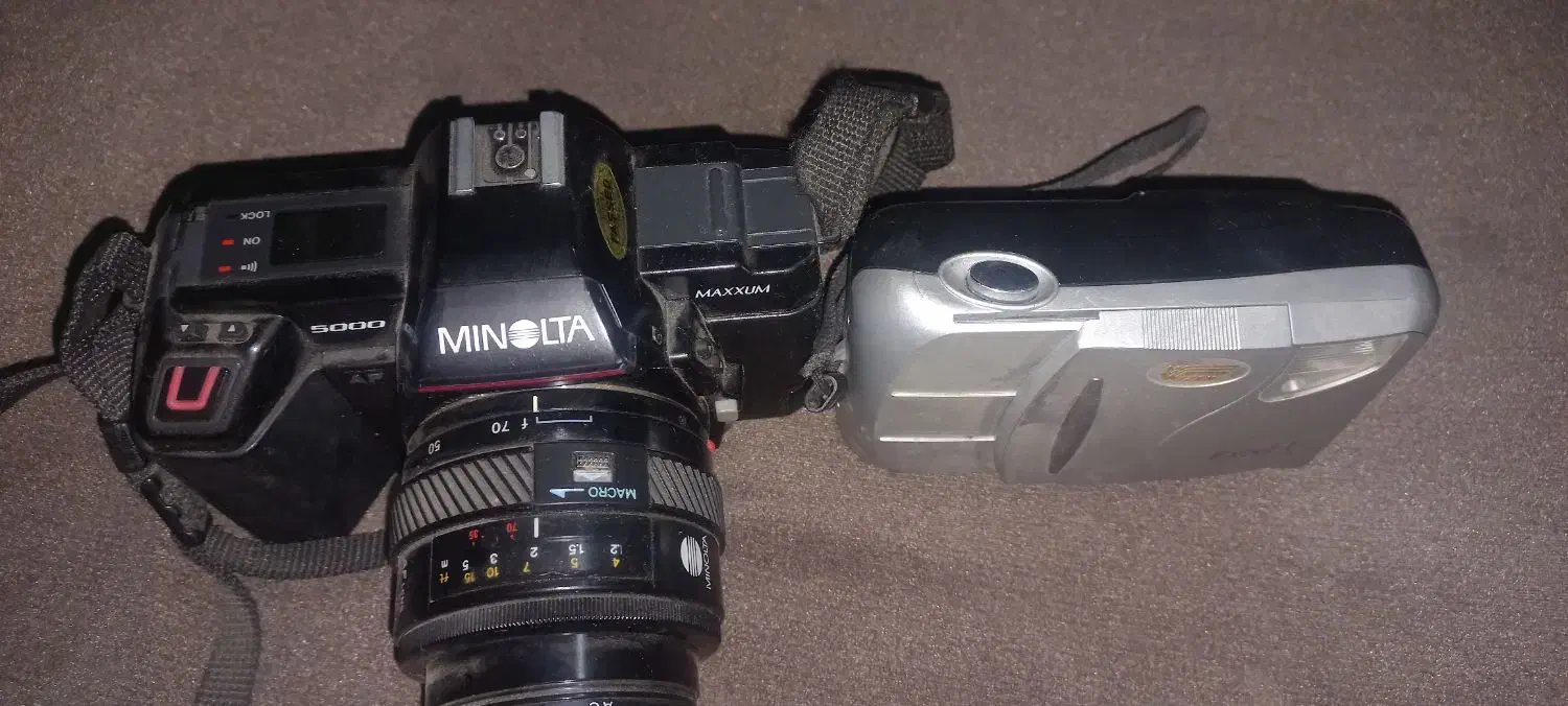 دورببن عکسی درحد نوبا یک سه پایی|دوربین عکاسی و فیلمبرداری|پیشوا, |دیوار