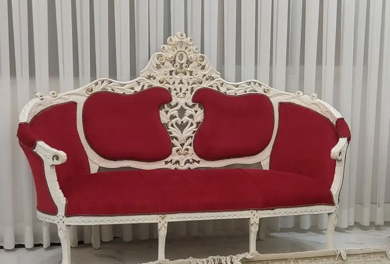 مبل سه نفره استیل بسیار شیک و خاص کاملا سالم|مبلمان خانگی و میز عسلی|مشهد, حجاب (شهرک غرب)|دیوار