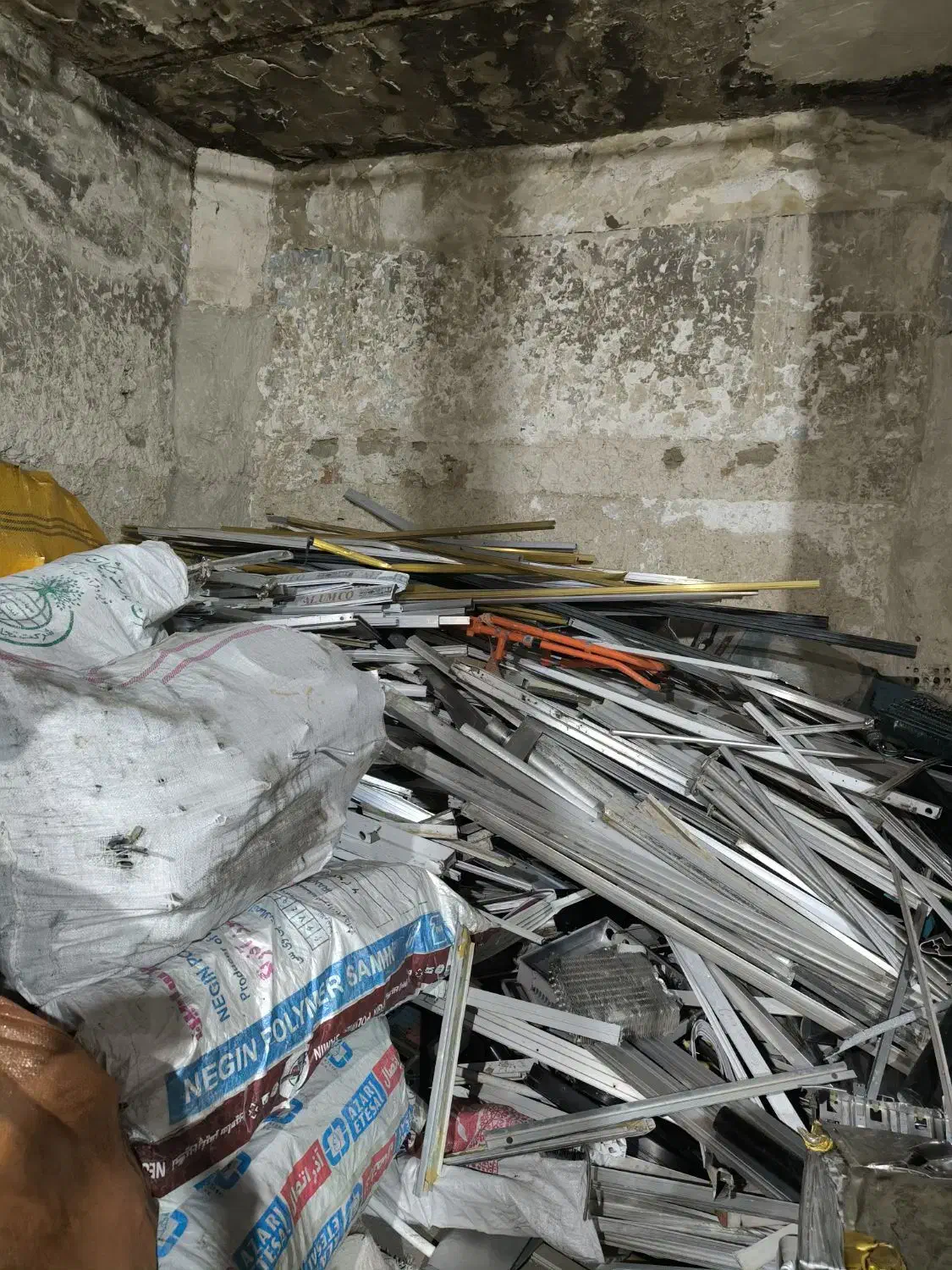 خرید ضایعات فلزی رنگین|خدمات پیشه و مهارت|ارومیه, |دیوار