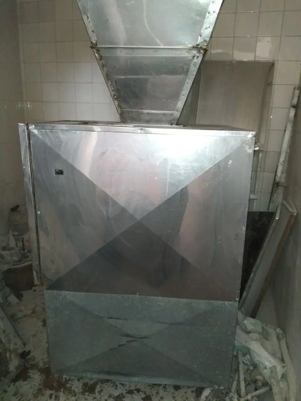 فروش دستگاه چانه گیر نانوایی|ماشین‌آلات صنعتی|قم, حنیف نژاد|دیوار