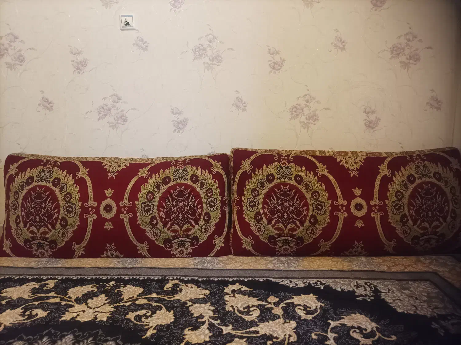 یک جفت پشتی|پشتی|اراک, |دیوار