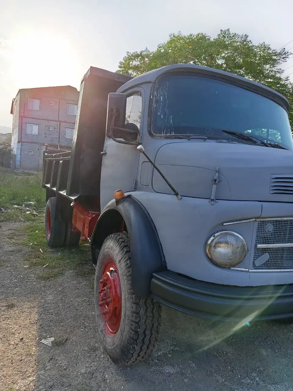 کمپرسی بنز ۹۱۱اشمیتز کمک دار و سوپر دار|خودرو سنگین|رامسر, |دیوار