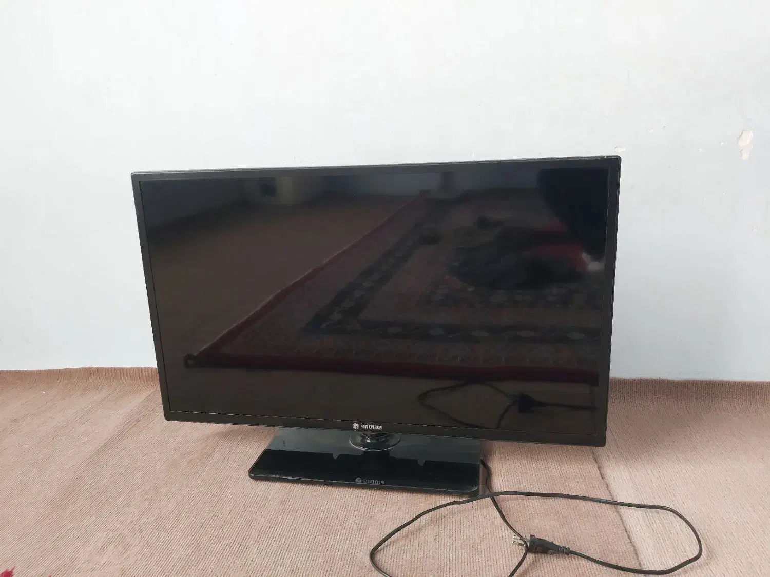 تلوزیون ۳۲ اسنوا|تلویزیون و پروژکتور|نقده, |دیوار