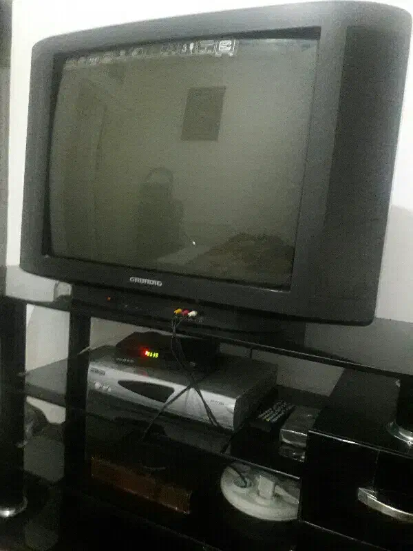 فروشی|تلویزیون و پروژکتور|گلبهار, شهر جدید گلبهار|دیوار