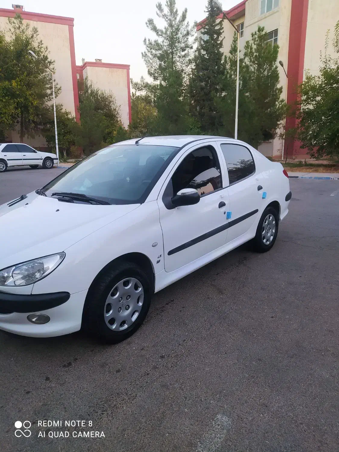 پژو 206 SDمدل99 وی هشت تمام فابریک گاز سیمی|خودرو سواری و وانت|شیراز, پودنک|دیوار