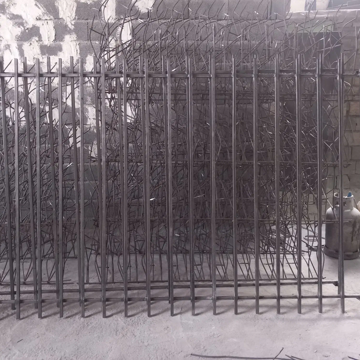 جوشکار سیار نصب و تولید حفاظ روی دیوار|خدمات پیشه و مهارت|مشهد, بهمن|دیوار