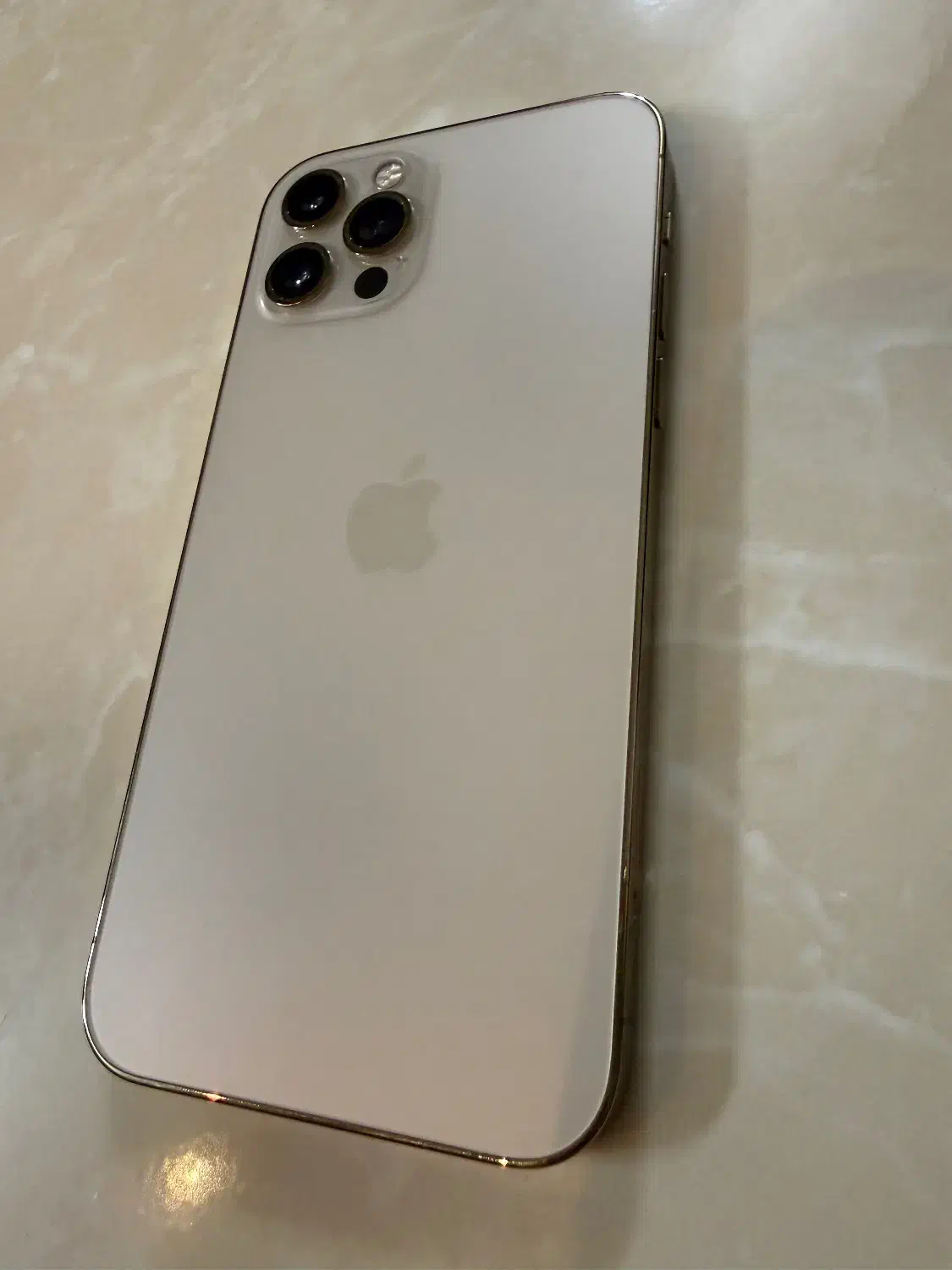 آیفون ۱۲ پرو ۲۵۶ گیگ|موبایل|اصفهان, خانه اصفهان|دیوار