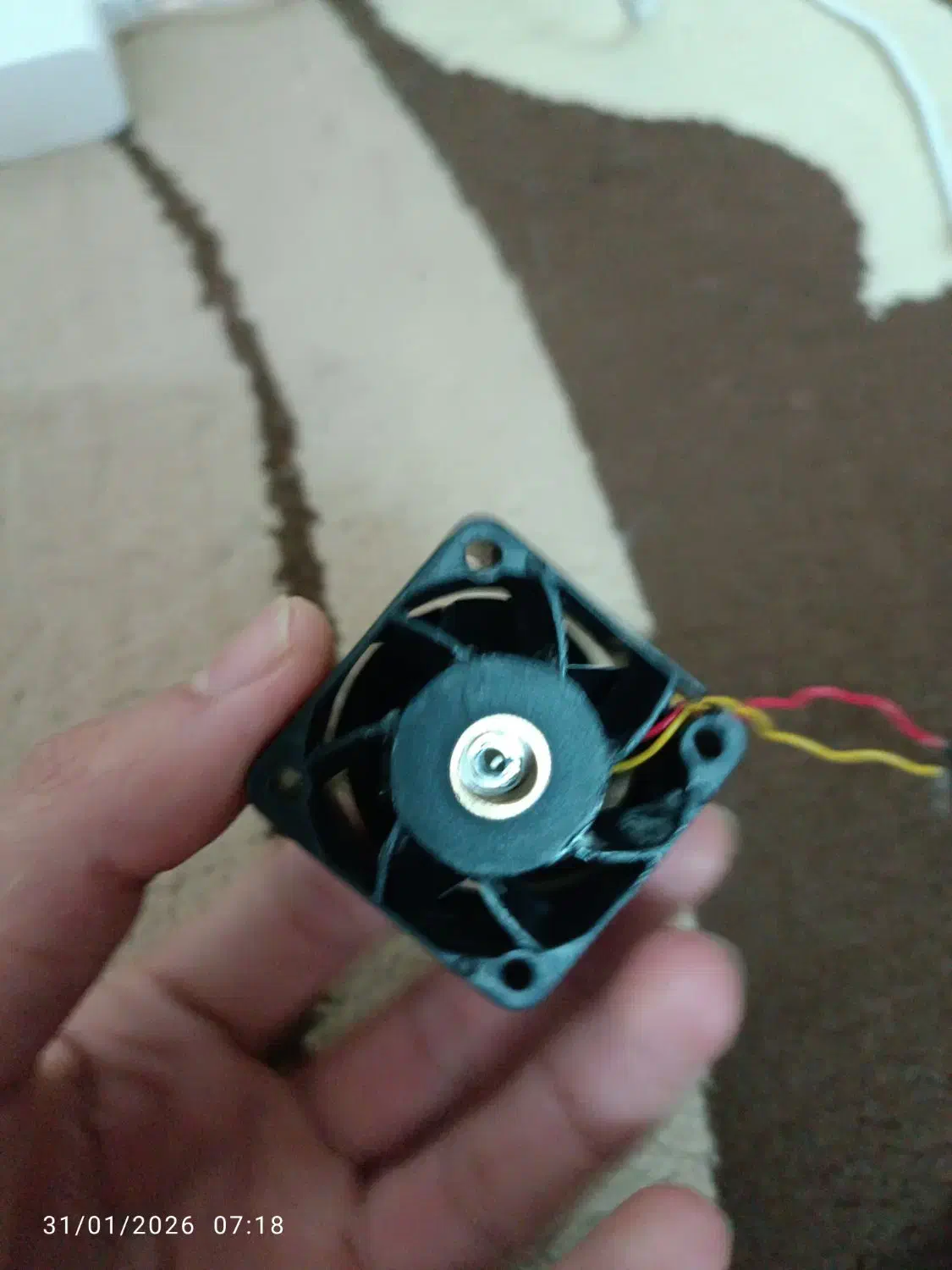 جت فن توربو 4*4 بلبرینگی|پنکه و تصفیه‌کنندهٔ هوا|اسلام‌شهر, مطهری|دیوار